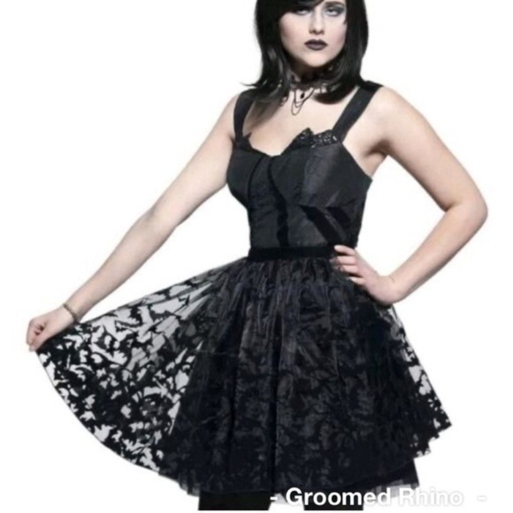 HOT‎ TOPIC DC Comics Batman Formal  Satin Chiffon Sequined Dress MEDIUM